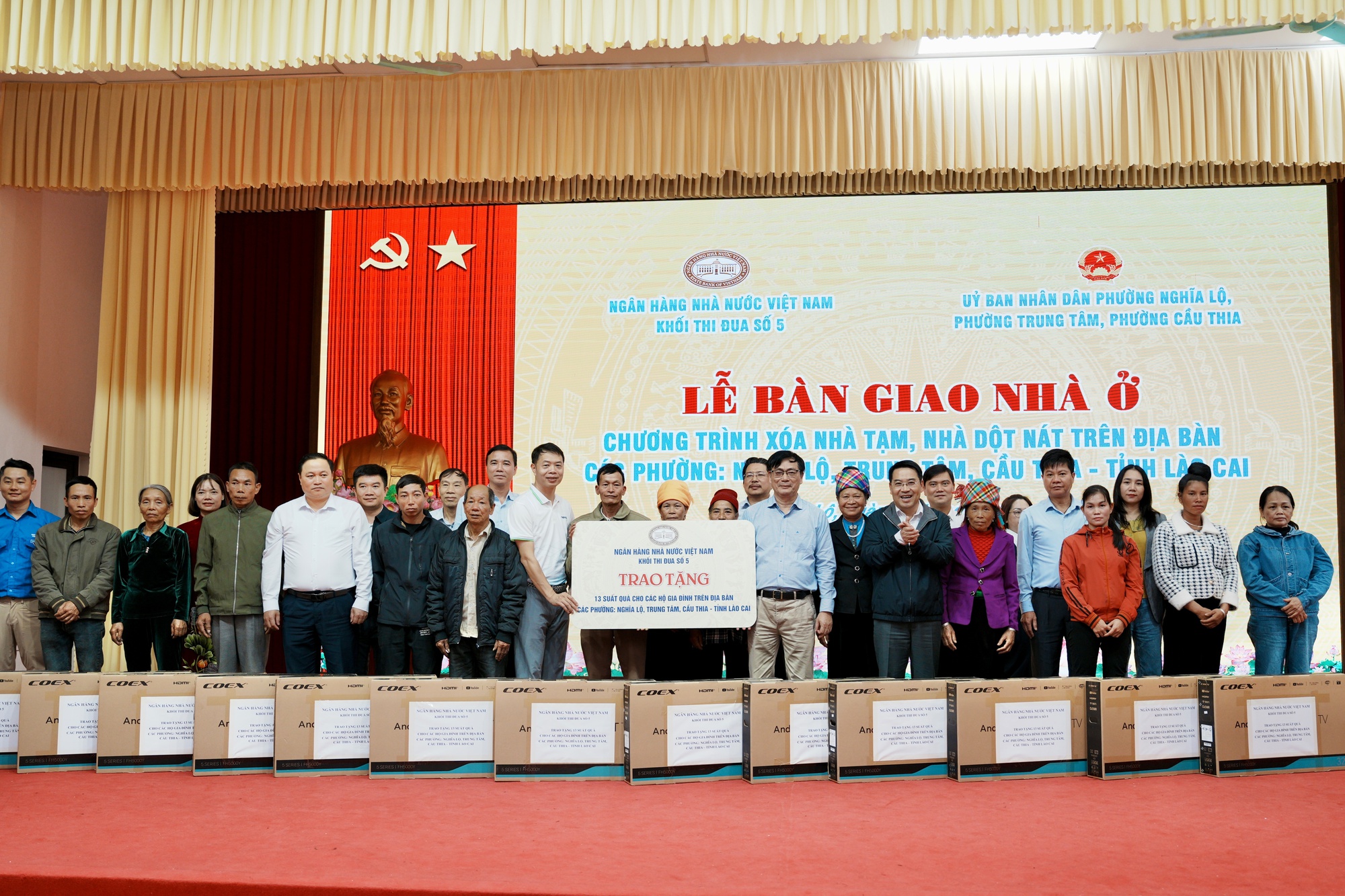 NAPAS – Thành viên Khối thi đua số 5 chung tay hỗ trợ xây nhà mới cho hộ nghèo tại Lào Cai - Ảnh 4.