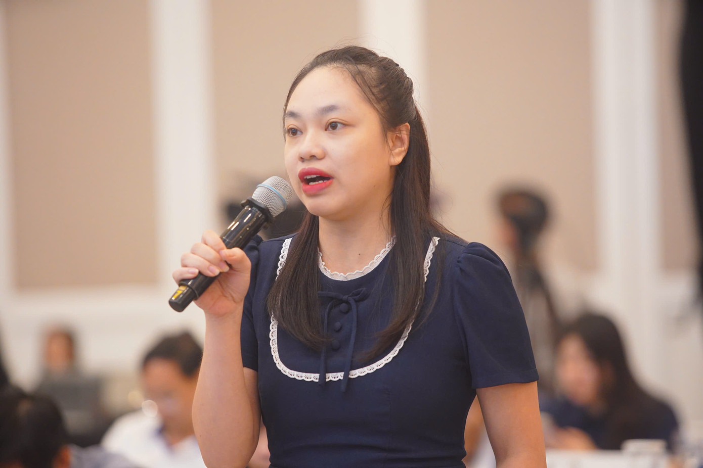 Ngày thẻ Việt Nam năm 2025: Một chạm - Vạn niềm tin- Ảnh 11. Ngày thẻ Việt Nam năm 2025: Một chạm - Vạn niềm tin- Ảnh 11.
