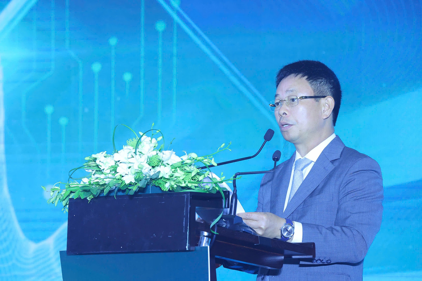 Ngày thẻ Việt Nam năm 2025: Một chạm - Vạn niềm tin- Ảnh 28. Ngày thẻ Việt Nam năm 2025: Một chạm - Vạn niềm tin- Ảnh 28.
