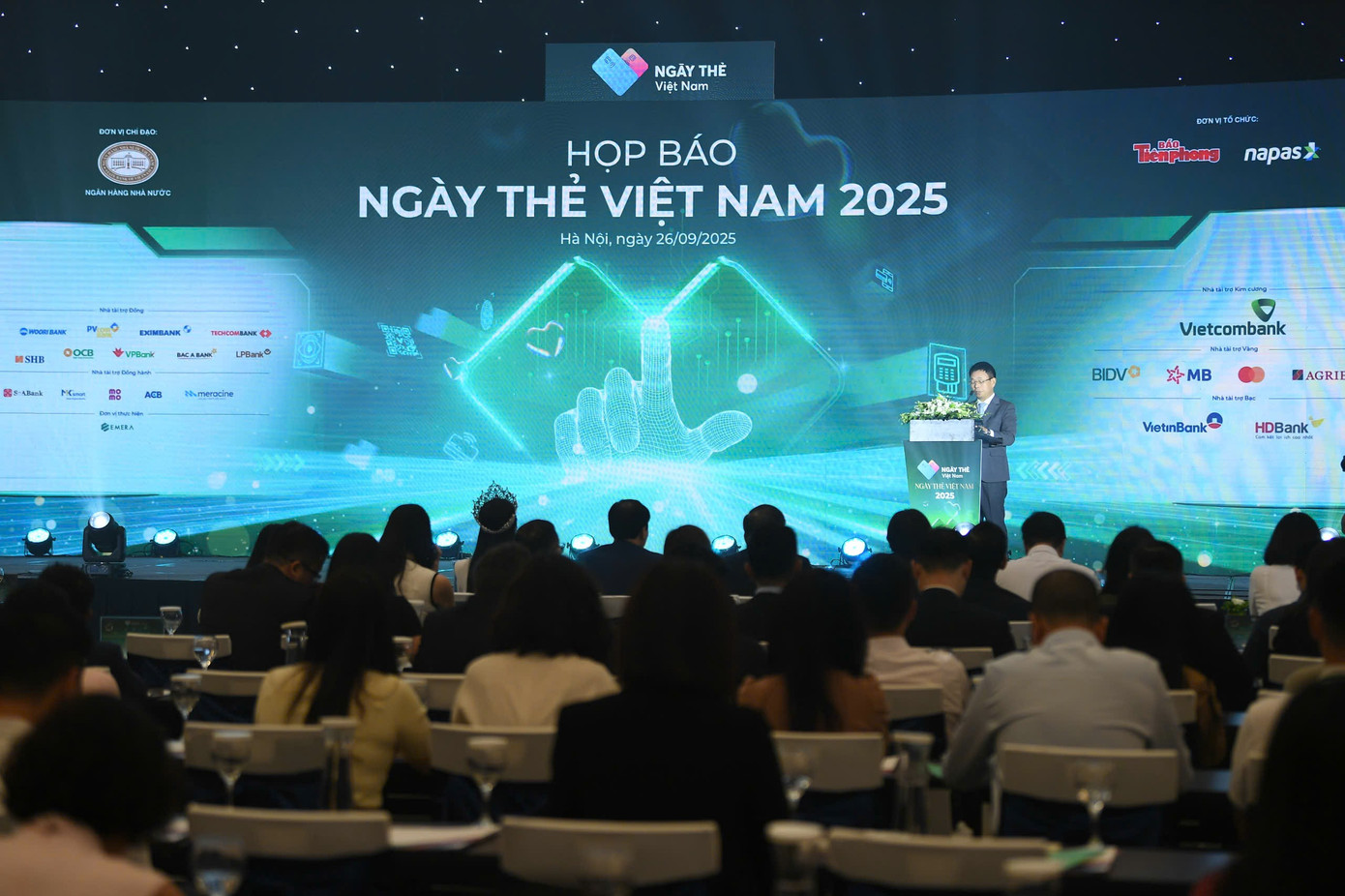 Ngày thẻ Việt Nam năm 2025: Một chạm - Vạn niềm tin- Ảnh 29. Ngày thẻ Việt Nam năm 2025: Một chạm - Vạn niềm tin- Ảnh 29.