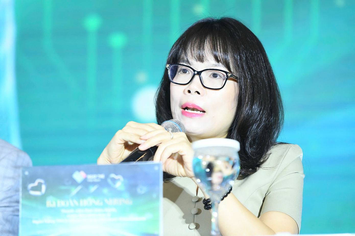 Ngày thẻ Việt Nam năm 2025: Một chạm - Vạn niềm tin- Ảnh 4. Ngày thẻ Việt Nam năm 2025: Một chạm - Vạn niềm tin- Ảnh 4.