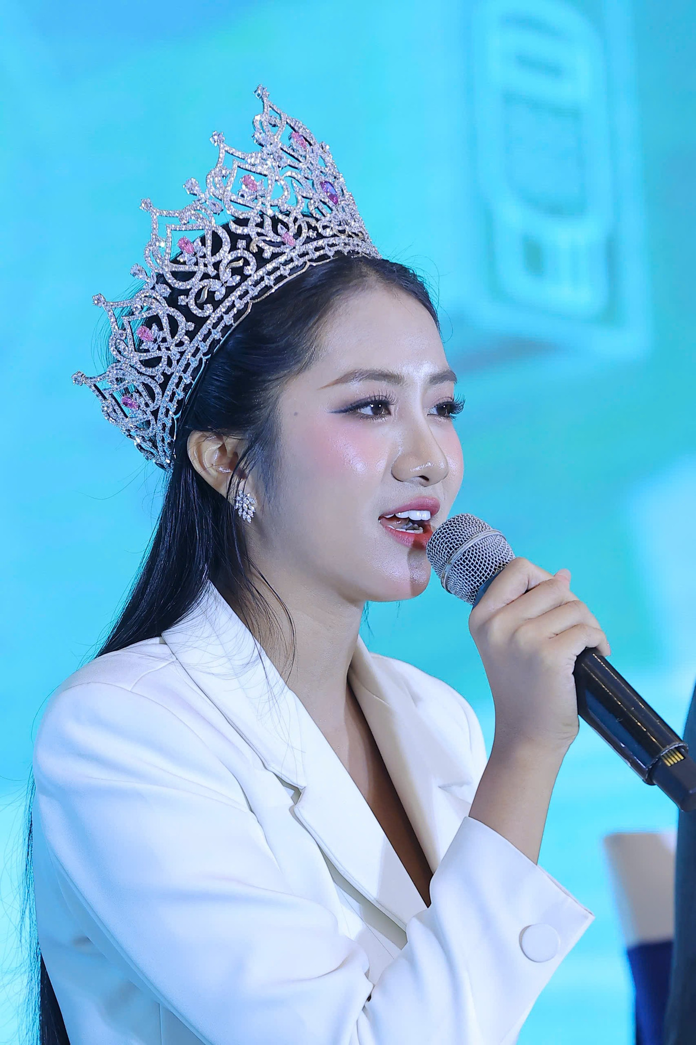 Ngày thẻ Việt Nam năm 2025: Một chạm - Vạn niềm tin- Ảnh 6. Ngày thẻ Việt Nam năm 2025: Một chạm - Vạn niềm tin- Ảnh 6.