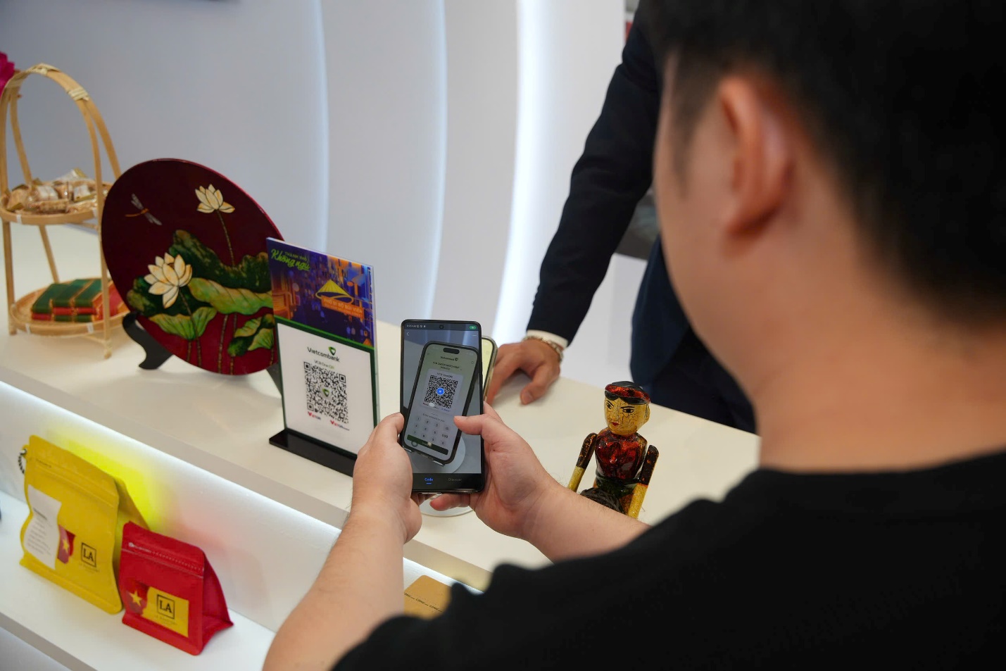 NAPAS EXPANDS CROSS-BORDER QR PAYMENT BETWEEN VIETNAM AND CHINA- Ảnh 8.