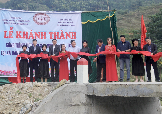 NAPAS inaugurated a charity project in Ban Ria commune, Ha Giang province- Ảnh 1.