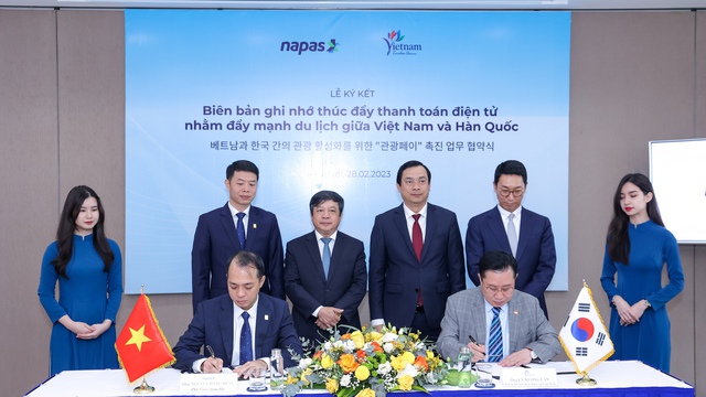 NAPAS strengthens e-payment to promote tourism between Vietnam and Korea - Ảnh 1.