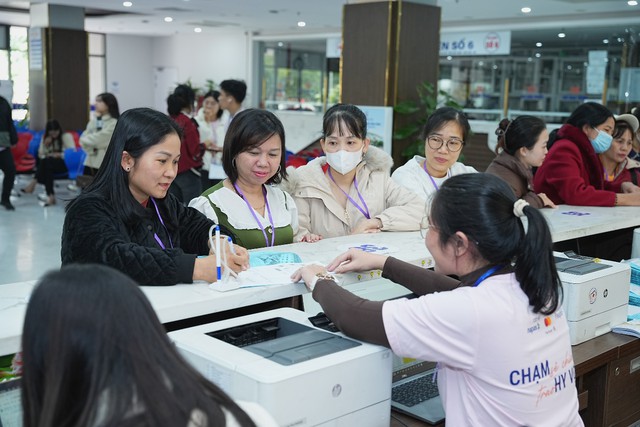 NAPAS, MASTERCARD AND PAYOO EXPAND FREE CANCER SCREENING PROGRAM FOR DISADVANTAGED AND ETHNIC MINORITY WOMEN - Ảnh 2.