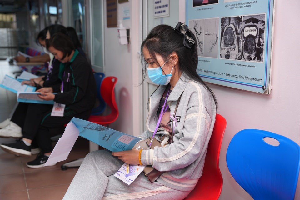 NAPAS, MASTERCARD và PAYOO tài trợ hơn 4 tỷ đồng, trao tặng 2.010 suất tầm soát ung thư và tổ chức "Gian hàng 0 đồng" cho phụ nữ yếu thế- Ảnh 5. NAPAS, MASTERCARD và PAYOO tài trợ hơn 4 tỷ đồng, trao tặng 2.010 suất tầm soát ung thư và tổ chức "Gian hàng 0 đồng" cho phụ nữ yếu thế- Ảnh 5.