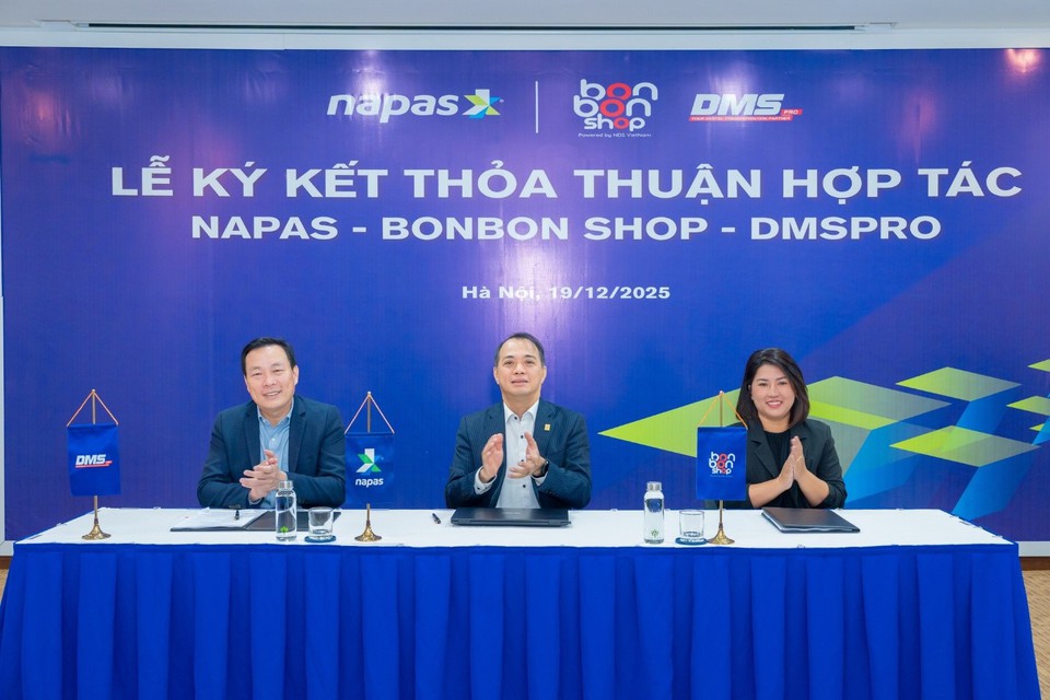 NAPAS hợp tác triển khai dịch vụ thanh toán bằng VIETQRPay cùng bonbon shop và DMSpro- Ảnh 1.