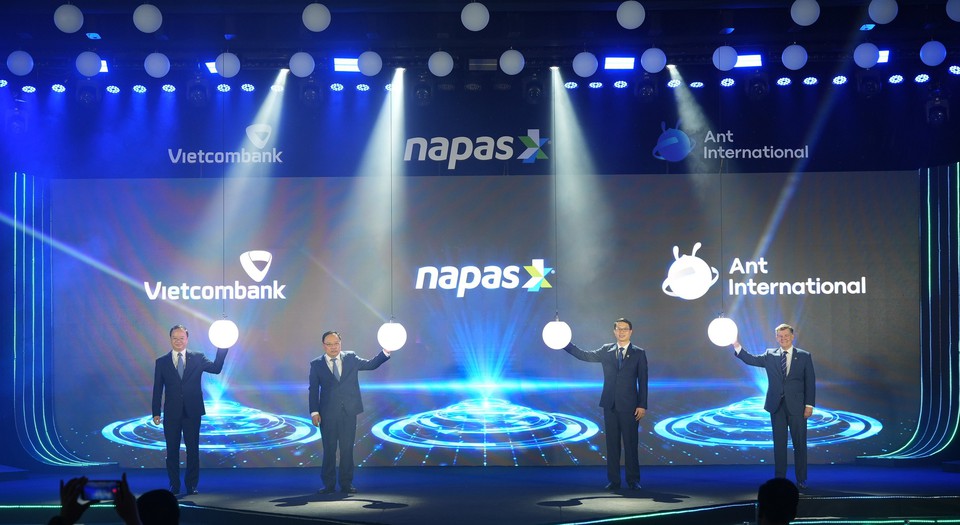 NAPAS mở rộng dịch vụ thanh toán qua mã QR giữa Việt Nam - Trung Quốc- Ảnh 2.